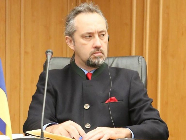 Ігор Сліденко: від вінницького села до судді Конституційного Суду України