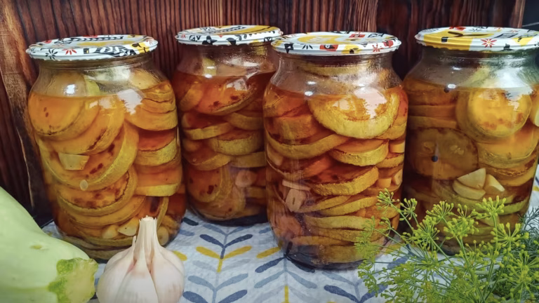 Кабачки з часником на зиму: хрусткі рецепти та секрети